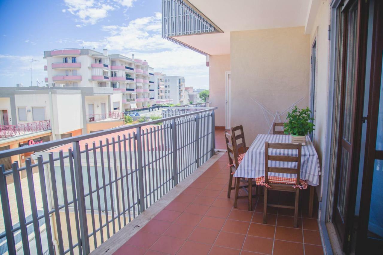 Evenal Apartment Монополі Екстер'єр фото